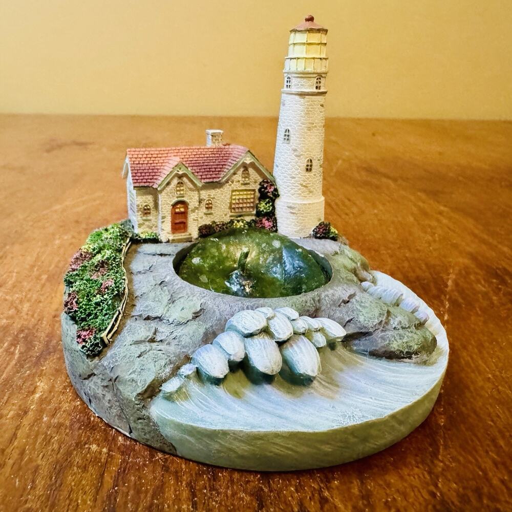 Thomas Kinkade Lighthouse Beacon of Hope Candle Topper Box /2 Yankee Candles